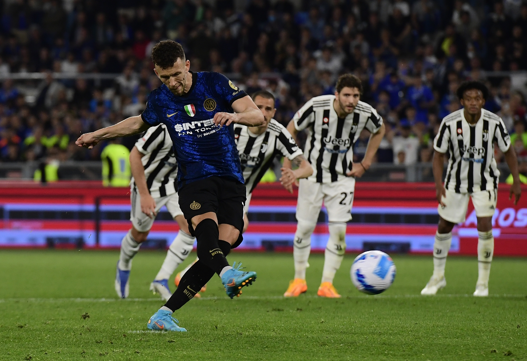 九游体育-意大利杯赛前走向成谜，广州队强势反弹，信心回归，心理建设被强调