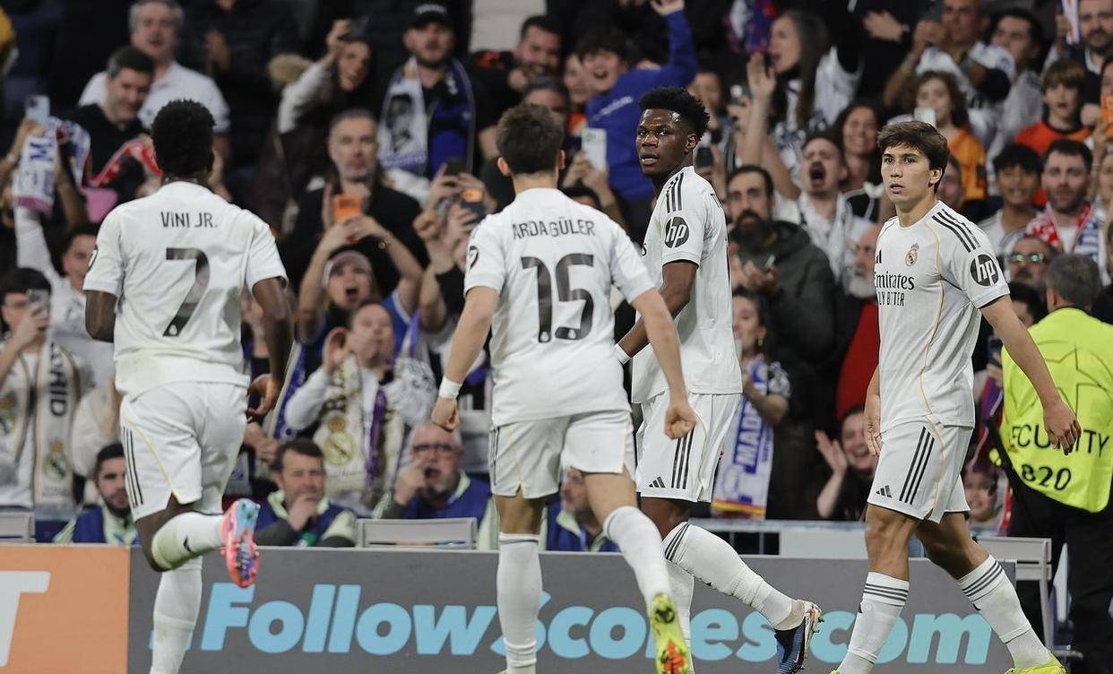 包含转折点！亚特兰大绝杀压哨，欧冠今夜攻防权衡，球迷炸锅，阵容厚度经受考验的词条